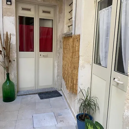 Tommy's House * Syracuse